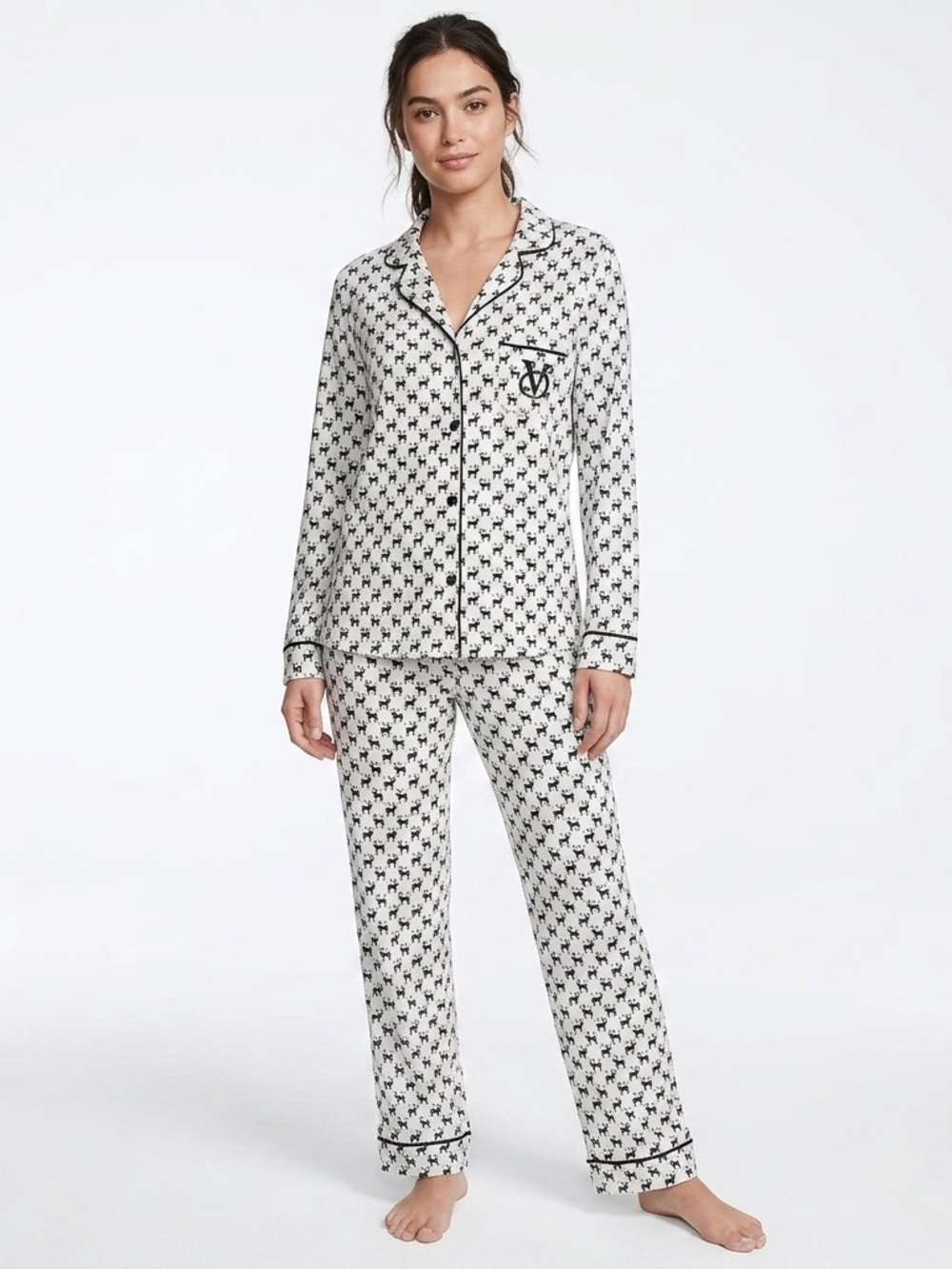 Victoria's Secret White Pajama Set with Black Print Reindeer Size XS Long. EUC
